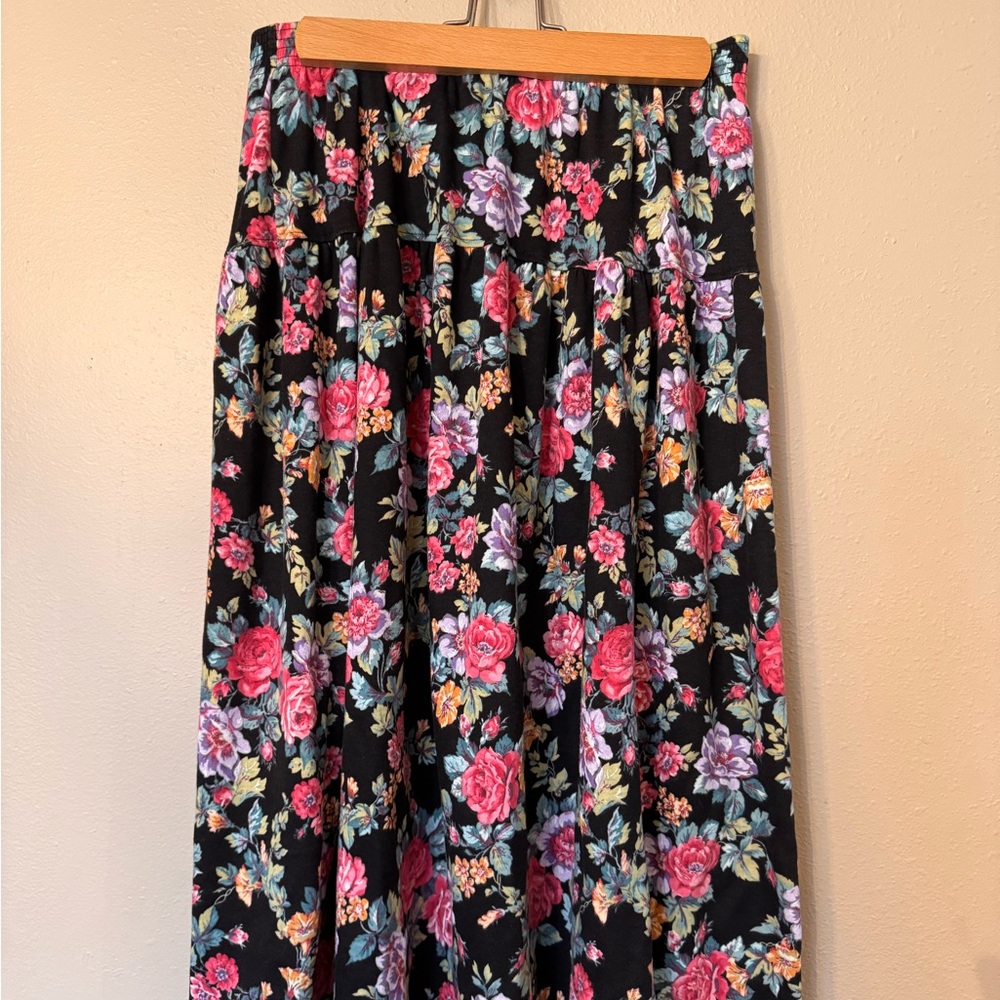 Vintage 80s 90s floral skirt with black background and drop waist